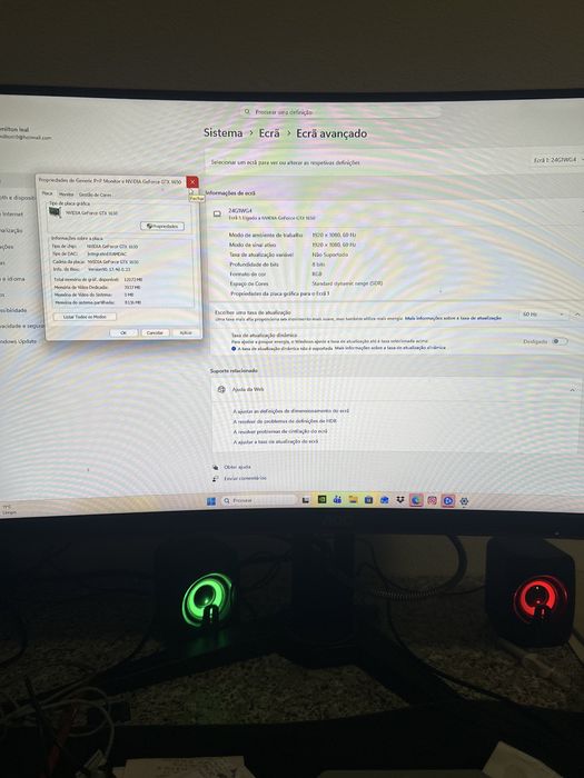 Monitor Curvo Gaming AOC