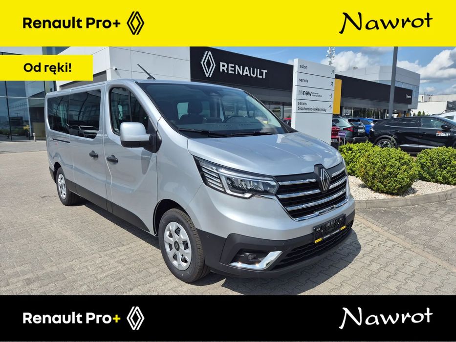 Renault Trafic Od ręki 150KM 9 osobowy / Metalik