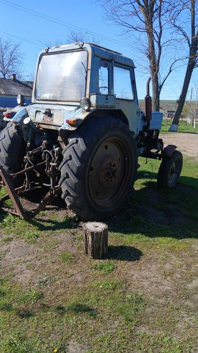 МТЗ 80 трактор в робочому стані