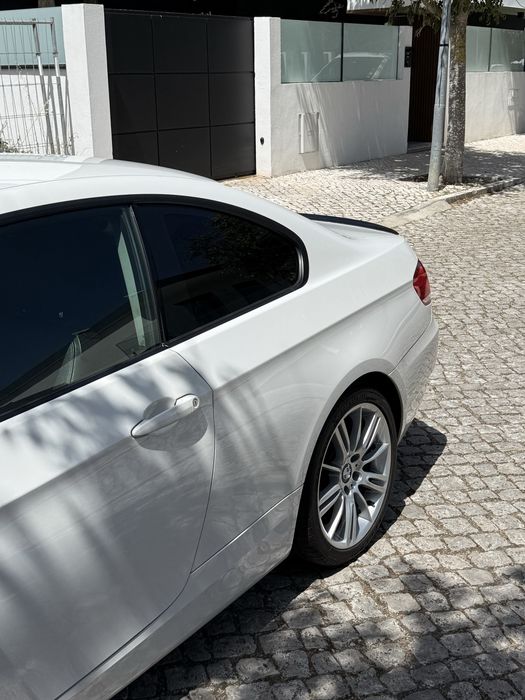 BMW 320i E92 Automatic472968197854341123