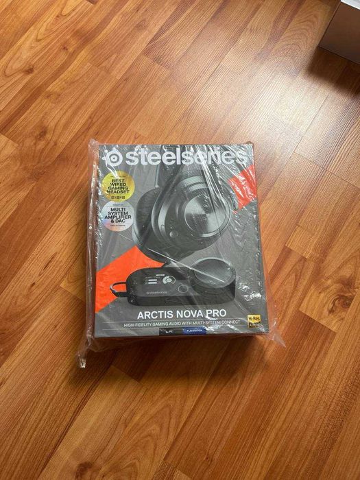 Нові Навушники з мікрофоном SteelSeries Arctis Nova Pro Black (61527)