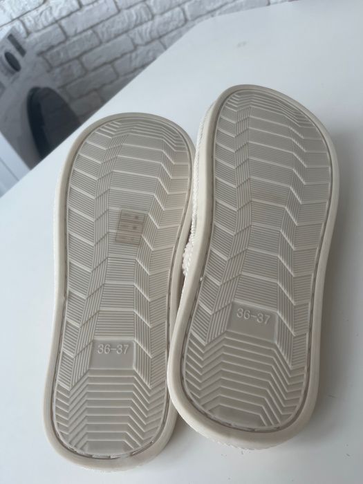 Тапки 36-37 Нові