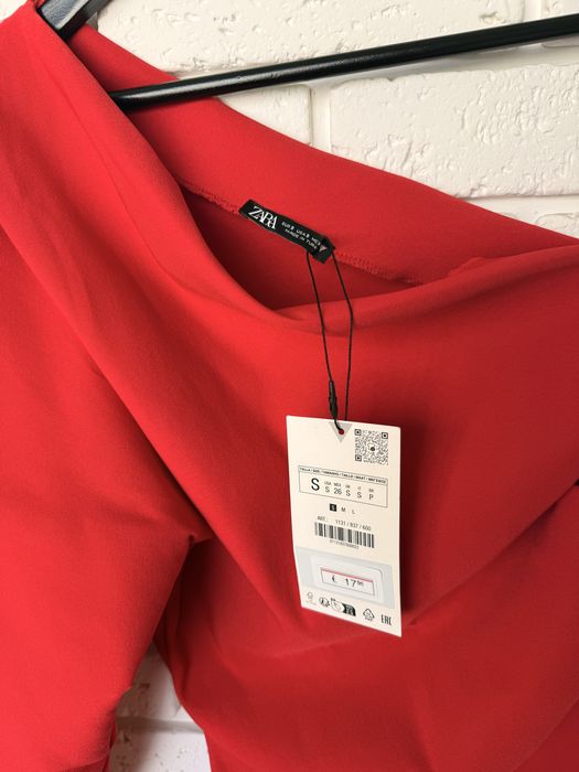 Zara Блуза топ на 1 плече, S нова