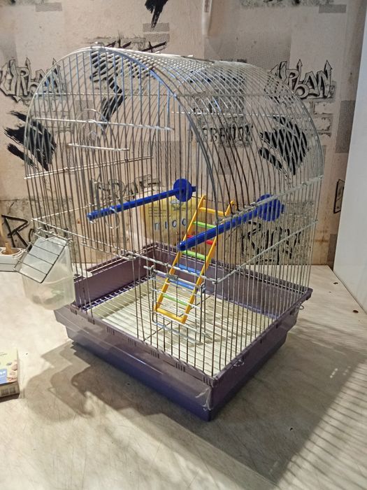 Клетка для попугаев