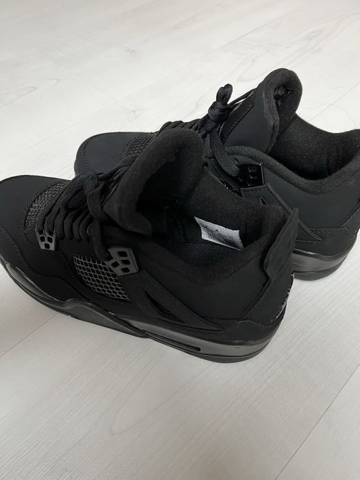 Jordan 4 black cat