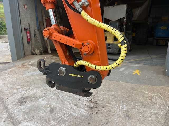 hitachi zx135us-7