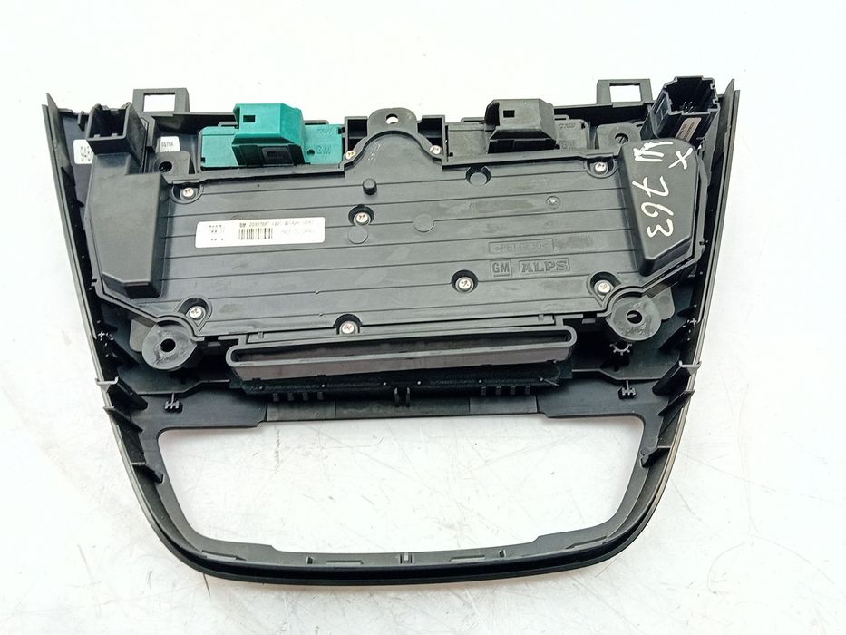 Comando / botão / interruptor multifunções OPEL Insignia A (G09)