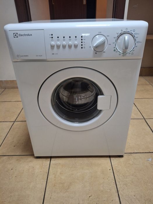 Electrolux 3 kg  1300 obr mini Pralka gwarancja Dostawa gratis