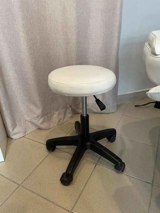 Łóżko kosmetyczne +lampa