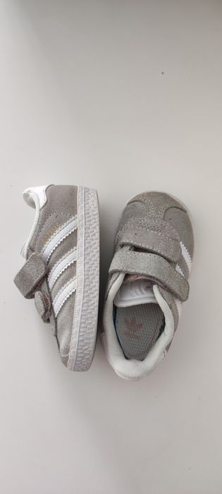 Sapatilhas adidas gazelle tam. 19