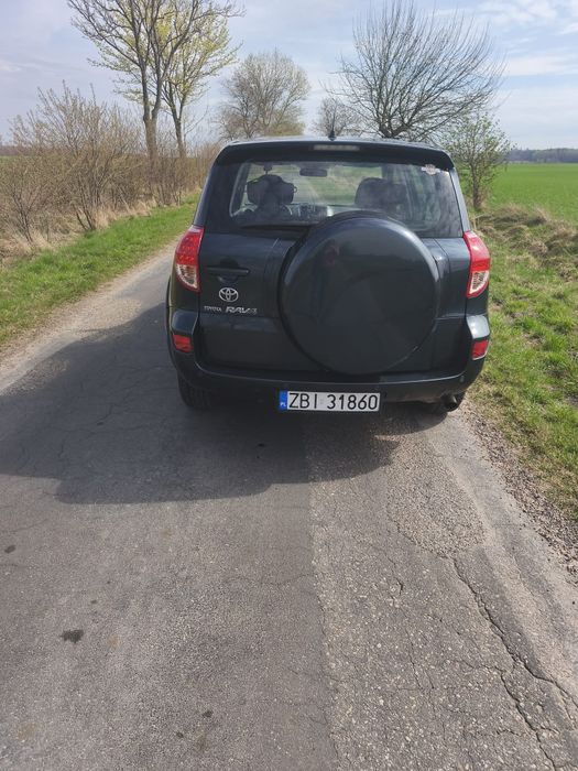 Toyota   RAV 4..