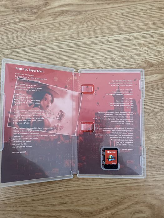 super mario odyssey (pouco usado)