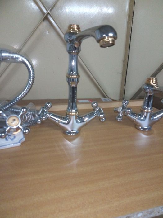 Misturadora casa de banho e cozinha