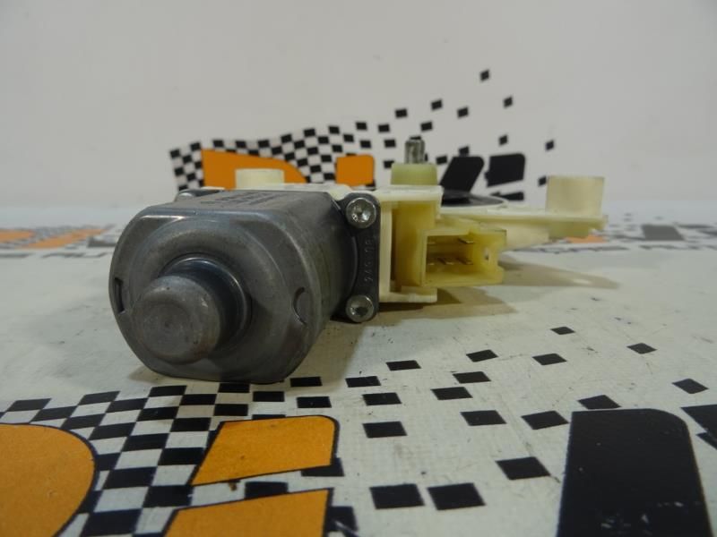 Motor vidro frente direito MERCEDES-BENZ Classe C (W204)