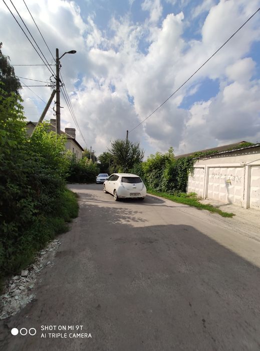 Продається приміщення! Шиномонтаж ! Діючий бізнес.