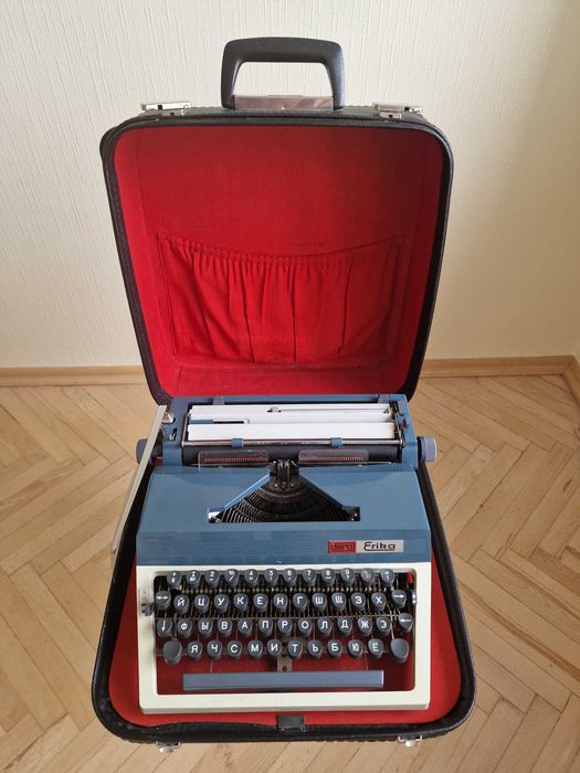 Друкарська машинка Erika 40