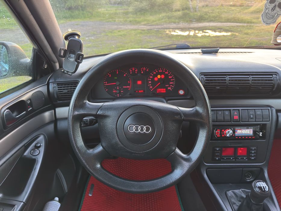 AUDI, A4B5, 2.5dti. 1998р.