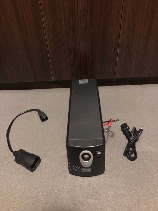 Інвертор 360 Вт з Mustek PowerMust 600