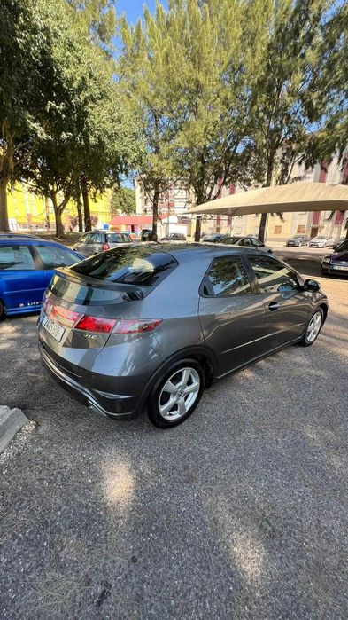 Honda Civic 1.4 i-VTEC (5 portas) — 2010 — Revisão feita