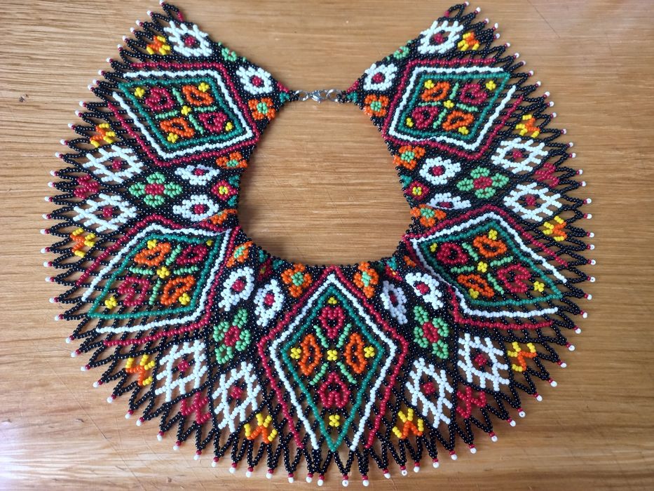 Традиційна українська силянка з бісеру до вишиванки, намисто, кольє