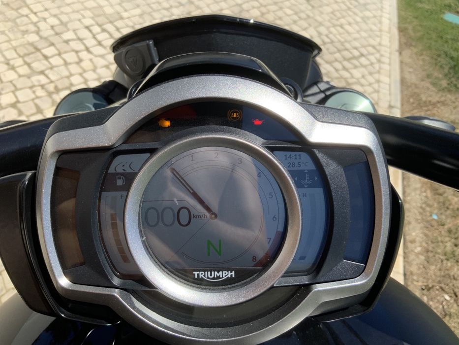 Triumph Rocket 3R Black Edition