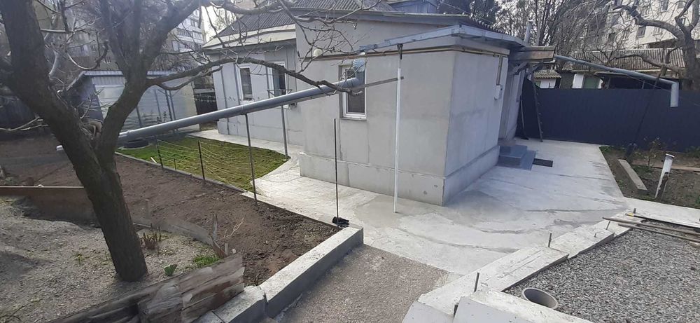 Продаж частини будинку з ремонтом