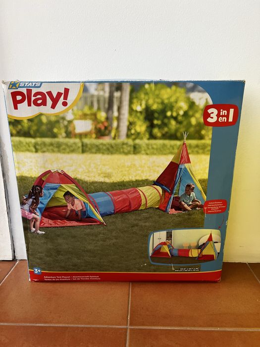 Tendas tipi (2) + túneis (2)