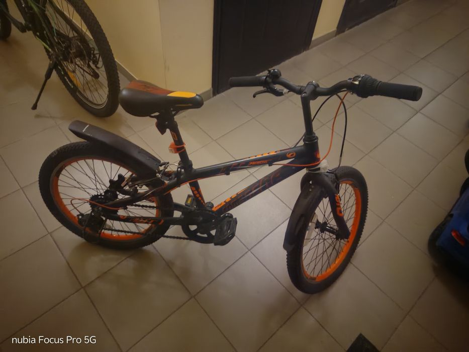 Продам дитячий вилосипед Соmanche moto six 20