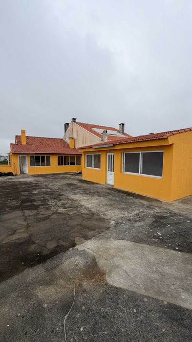Moradia T2+1 Remodelada para Arrendamento em Canidelo – Vila Nova de Gaia