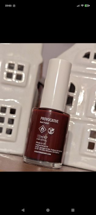 Leighton Denny - nowy lakier klasyczny do paznokci