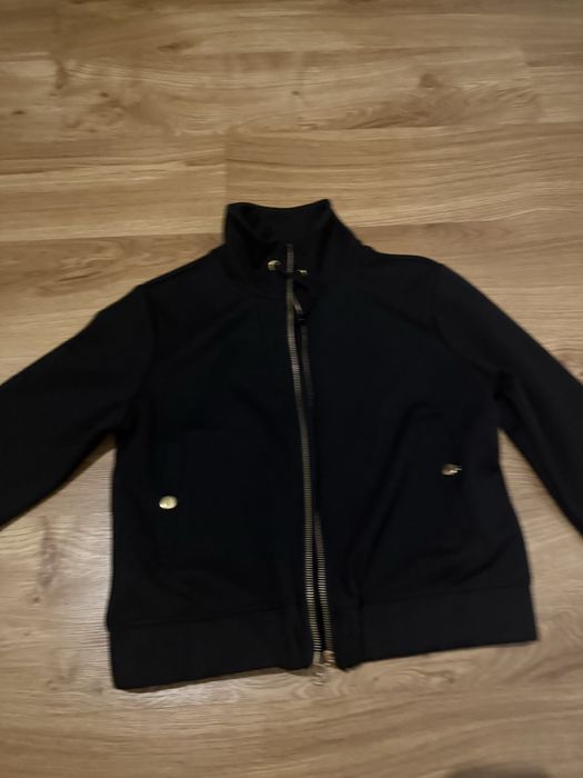 Nowa bluza sportowa eleganska