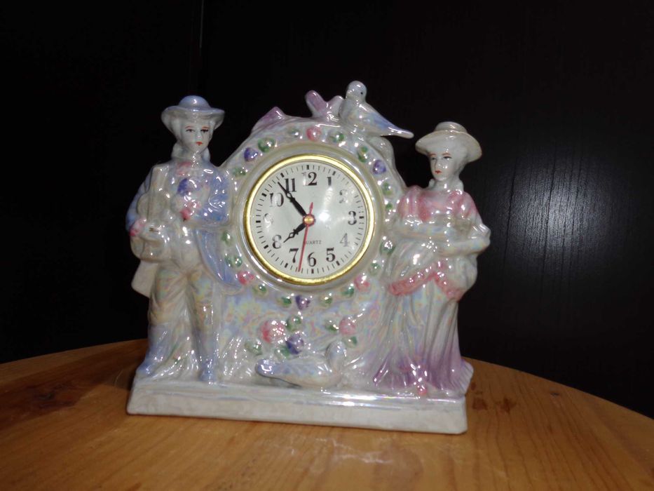 Relógio de Porcelana