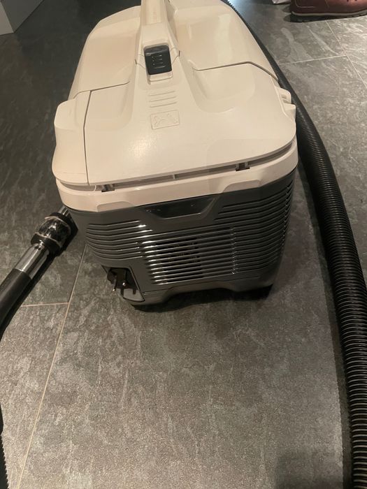Пилосос Керхер DS6000 water filter
