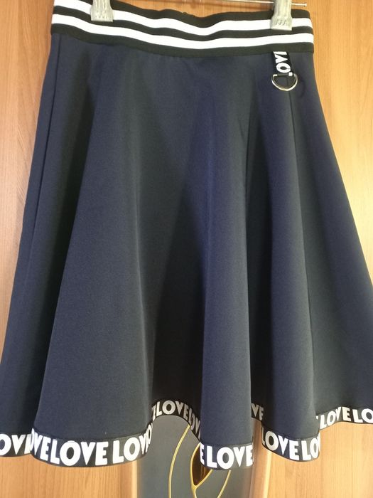 Шкільна спідничка