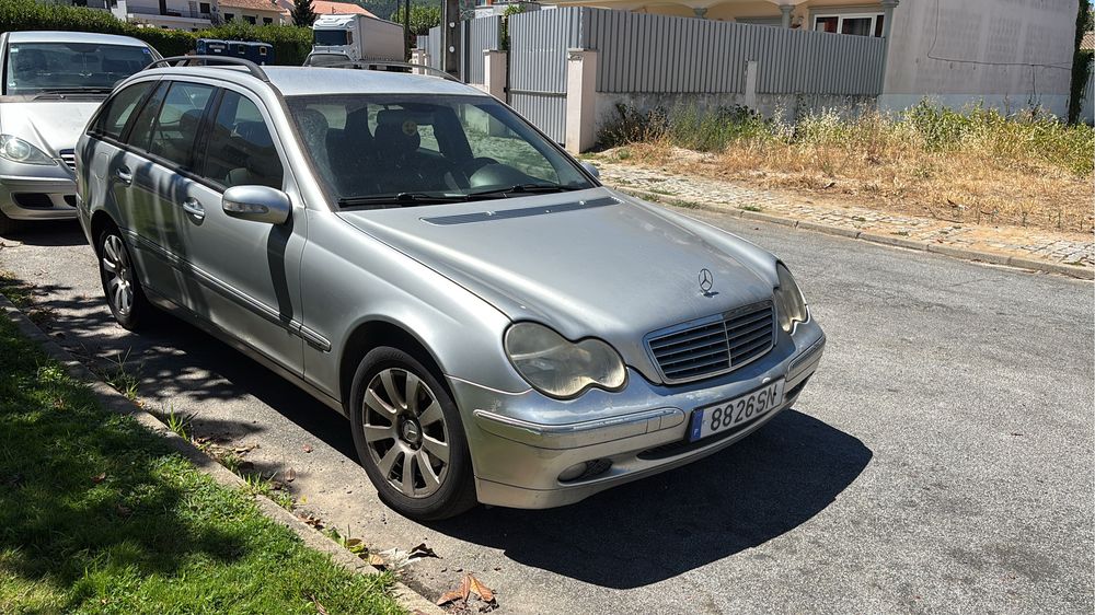 C220 ano 2001  com avaria motor