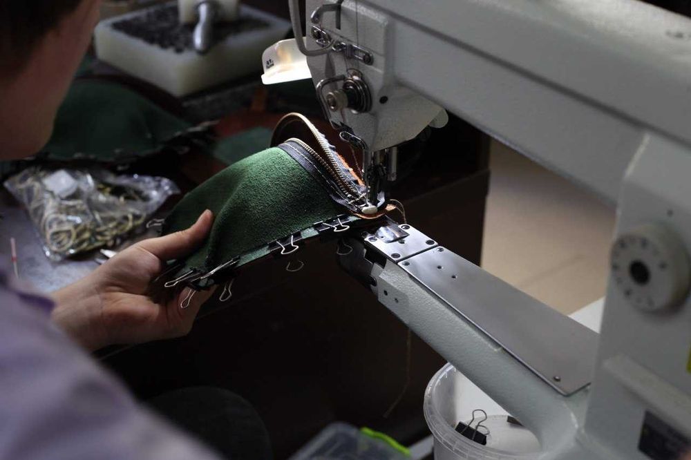 Відшив корпоративних подарунків зі шкіри. Брендування, пакування