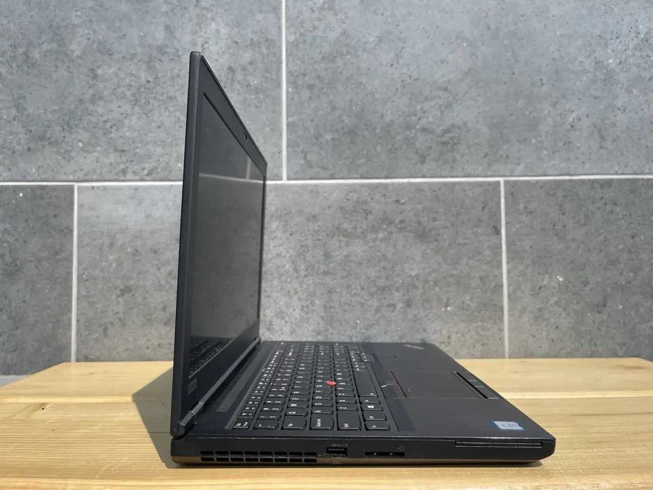 Ноутбук Lenovo ThinkPad P52/i7-8750/32Gb/512Gb M2/15.6" IPS/P1000 4GB