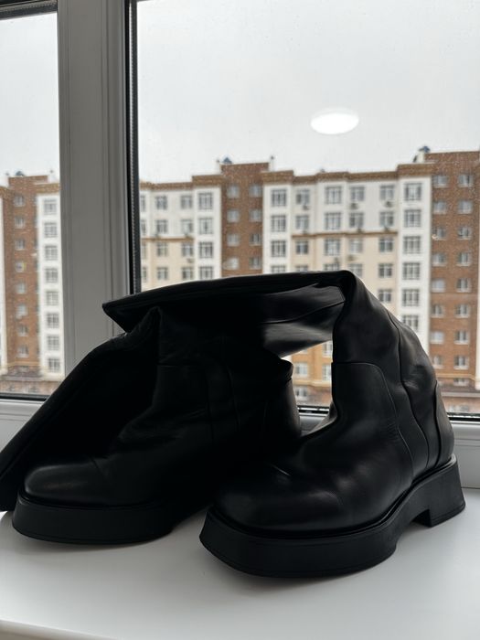 Чоботи шкіряні, черевики, сапоги