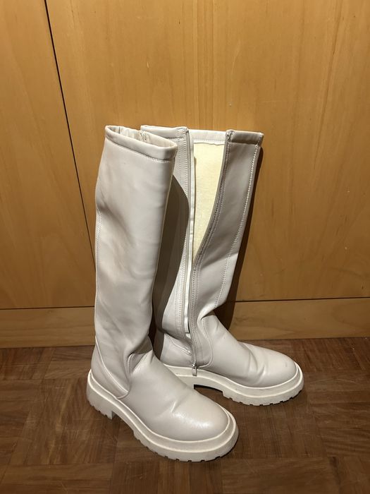 Botas cano alto brancas 37