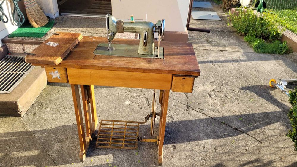 Maszyna do szycia Łucznik
