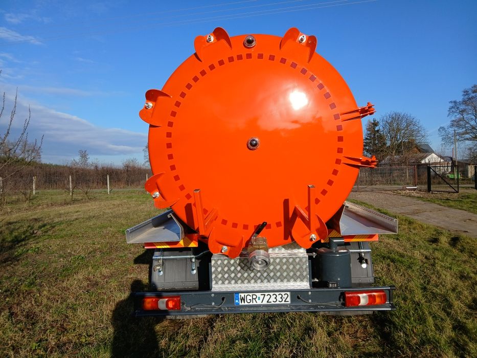 Mercedes Antos asenizacyjny beczka asenizacja szambiarka specjalny