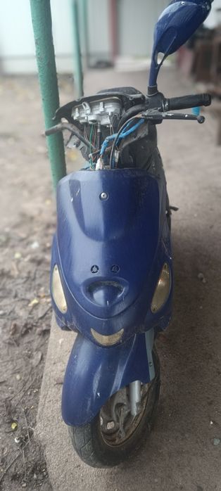 Пропоную скутер, на повному ходу.
