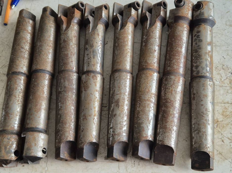 Сверло перовое и перья и обычные