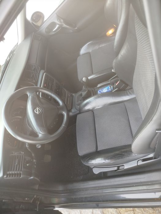 Opel vetra 2.2 dtr
