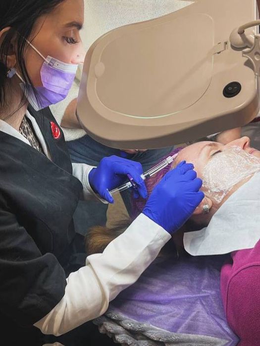 Срочно нужны модельки на процедуры на 16.02 18.02