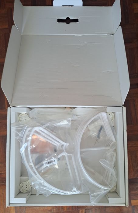 - Like New & High Image Quality64738955735683124