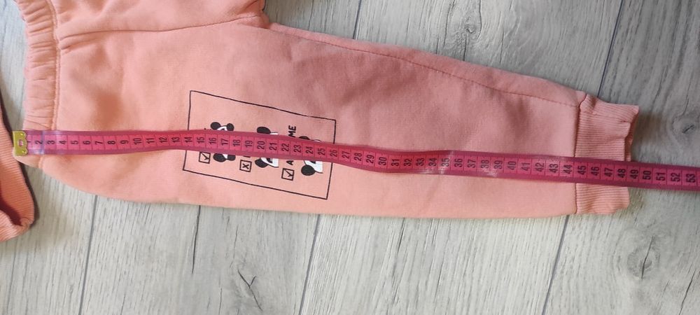 Спортивний костюм на дівчинку 92р