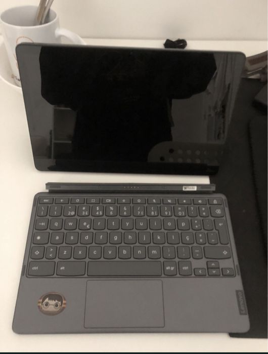 Lenovo IdeaPad Duet 3 Chromebook 11'' - Ecrã 2K (Modo Tablet)