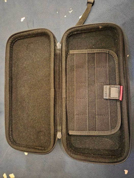 Capa preta Skull & Co para NS/NS OLED modelo