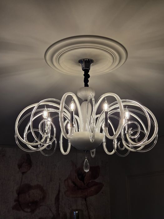 Люстра стельова,  діаметр 950 мм.